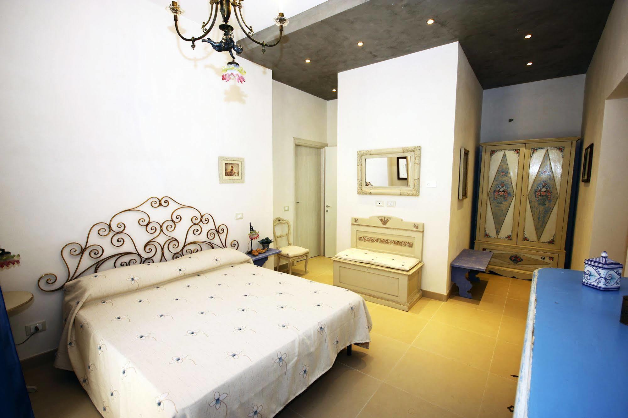 Bed and Breakfast Khalisah Palermo Exteriér fotografie